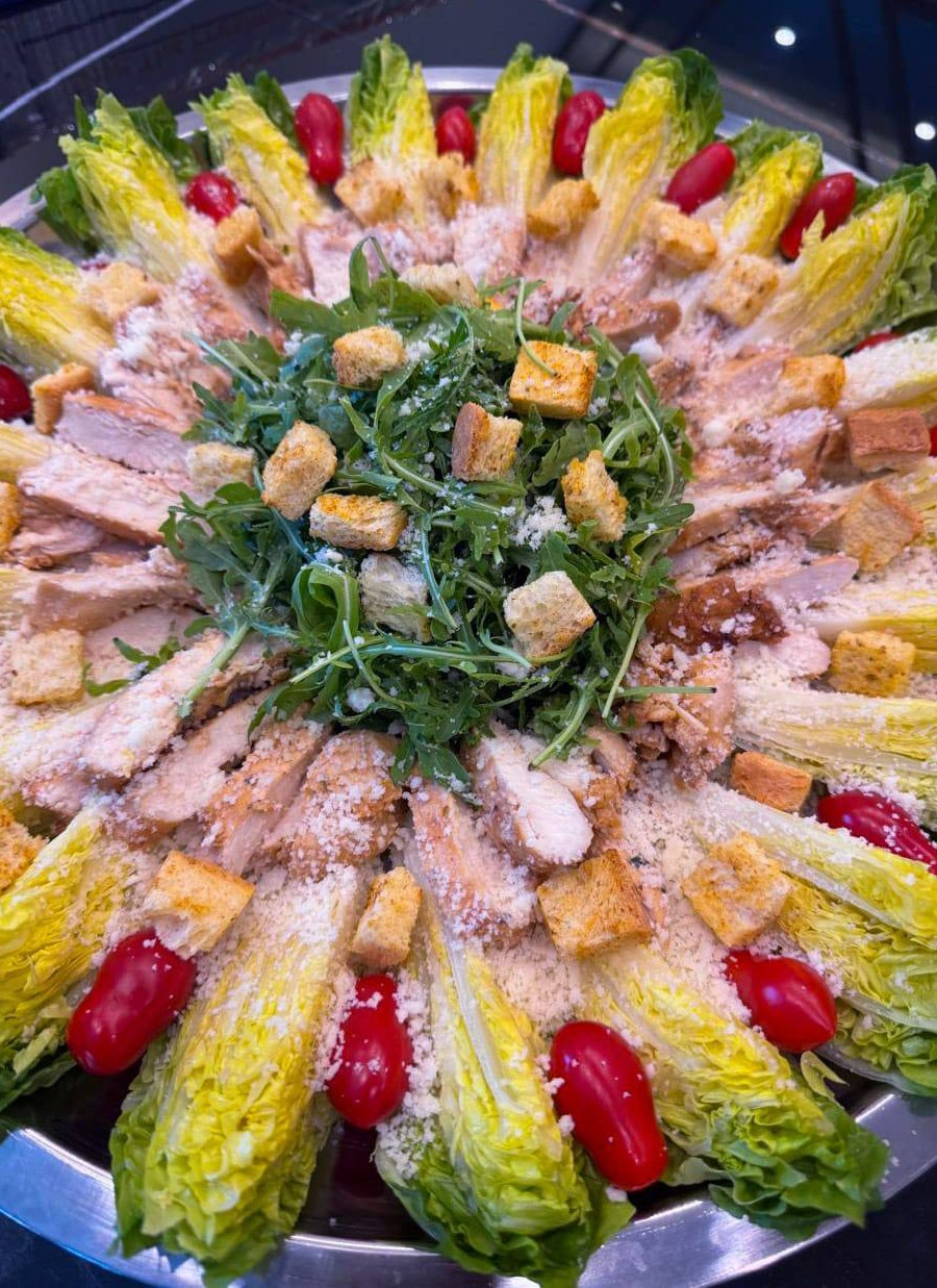 Catering, Bar & Chocolate by Paradream Events